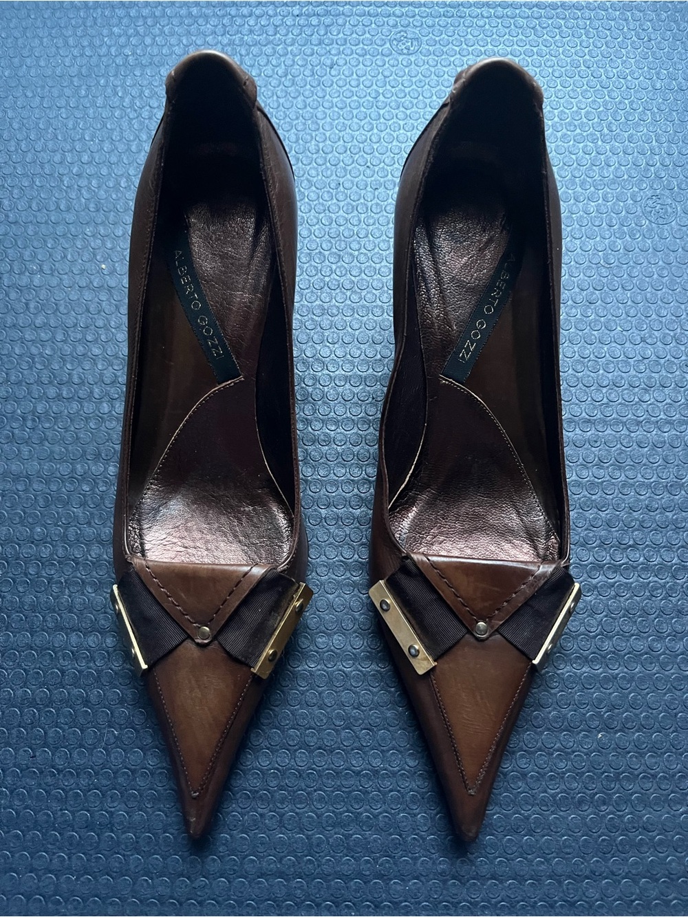 ALBERTO GOZZI Italy Brown Leather Pointed-Toe Pumps Size 7.5